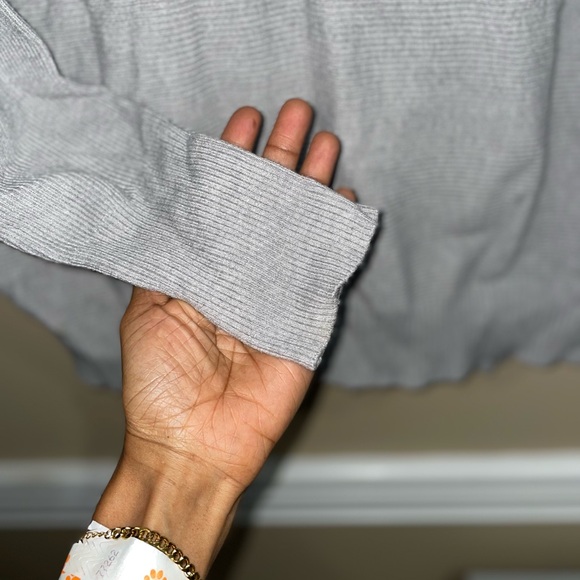 Gray Ribbed Sweater - Picture 5 of 5